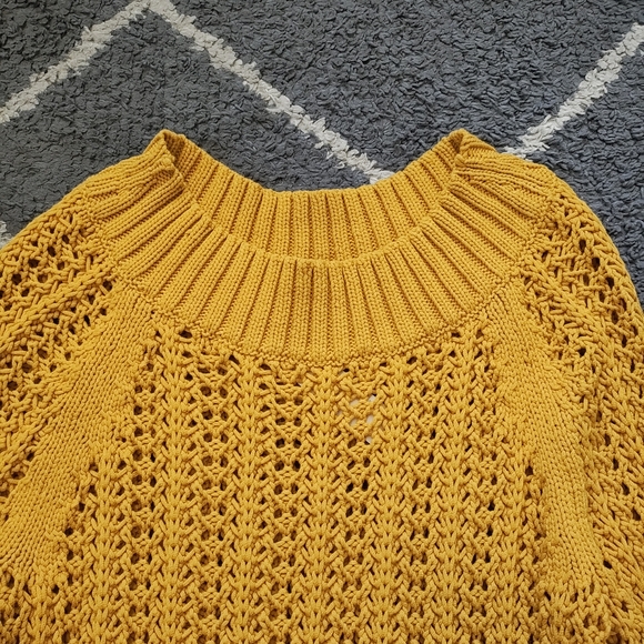 J. Crew Wide-neck beach sweater with pointelle stitch NWT - Picture 3 of 9